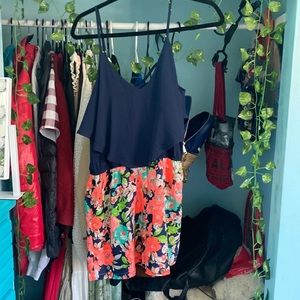 Very colorful neon dress. Very comfortable and has pockets. Size large.